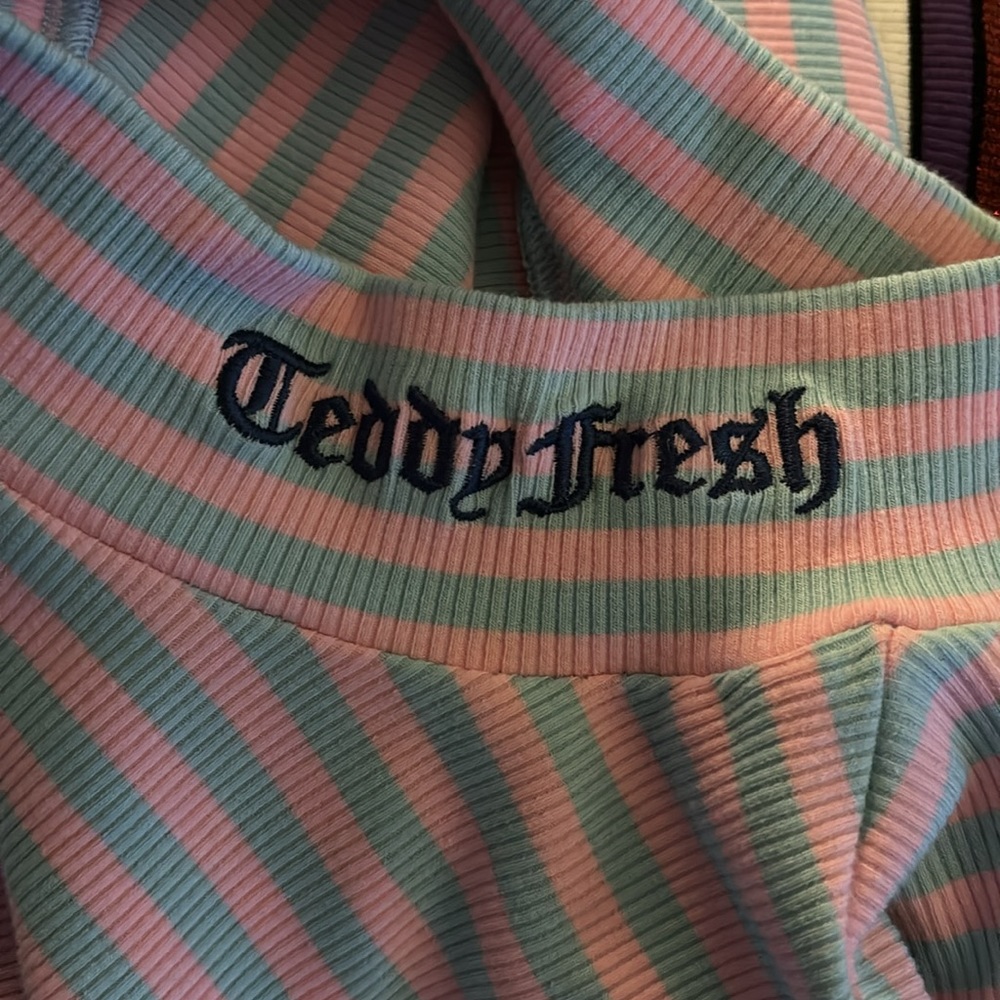 Teddy Fresh Women’s Colour Block Mock Neck - Picture 4 of 4
